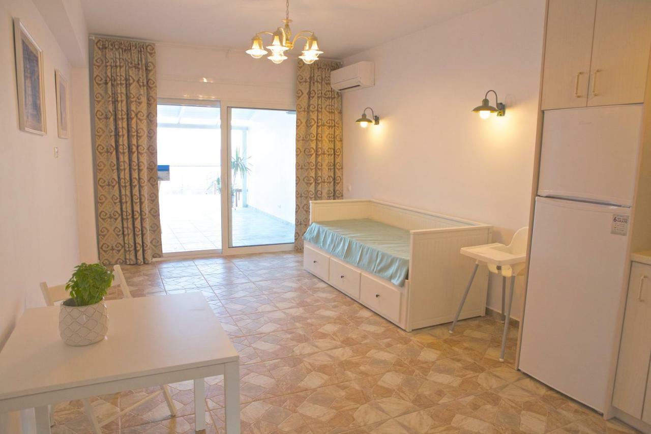 Mediterranean Sandy Beach Apartment 托隆 外观 照片